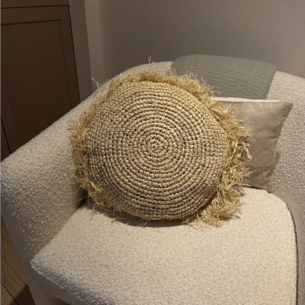 Handwoven Straw Decorative Pillow